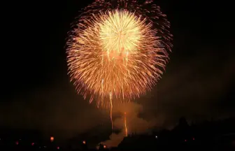 Celebrating the 60th birthday, the 24 inch shell large extra large Starmine in Katakai Festival 2012