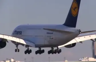 Lufthansa Airbus A380-800